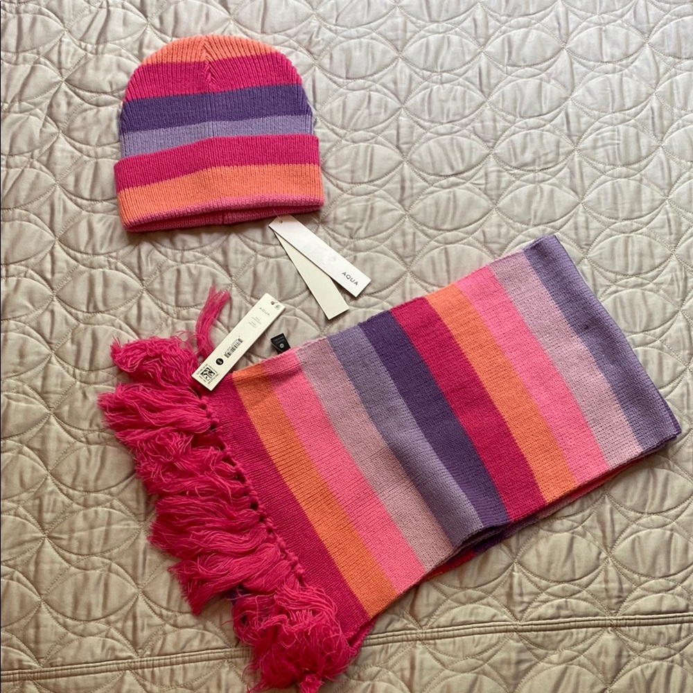 Aqua by Bloomingdale’s Pink Multicolored Hat and Scarf Set
